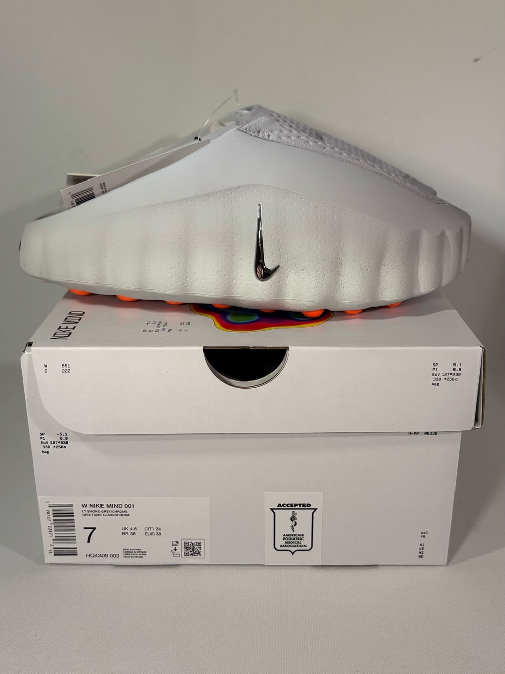 ⚪ NIKE MIND 001 SLIDE LIGHT SMOKE GREY WOMENS SHOES SIZE 7 MULES [BRAND NEW] ⚪
